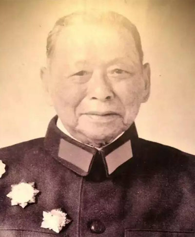邬强