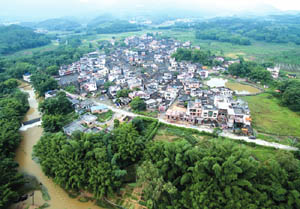 佛冈：墩下村——古建名居留存多